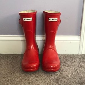 Short Red Glossy Hunter Boots!